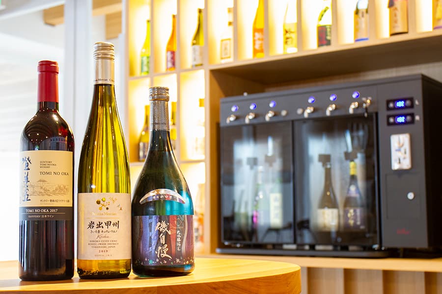 空のしおりで飲むことができる静岡の地酒・山梨のワインの写真
